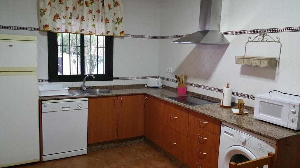 Chalet Las Adelfas Chaparrillo Conil De La Frontera Εξωτερικό φωτογραφία